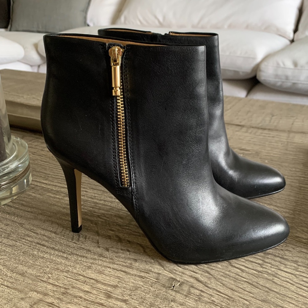 Banana Republic Ankle Boot Heels